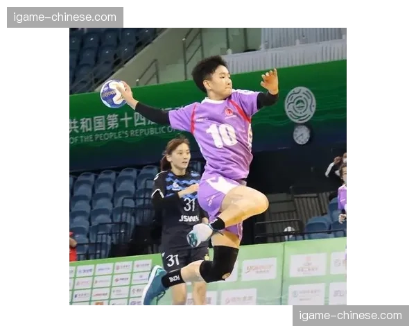 评论：VAR技术是否应引入顶级手球赛事以解决门线悬案？